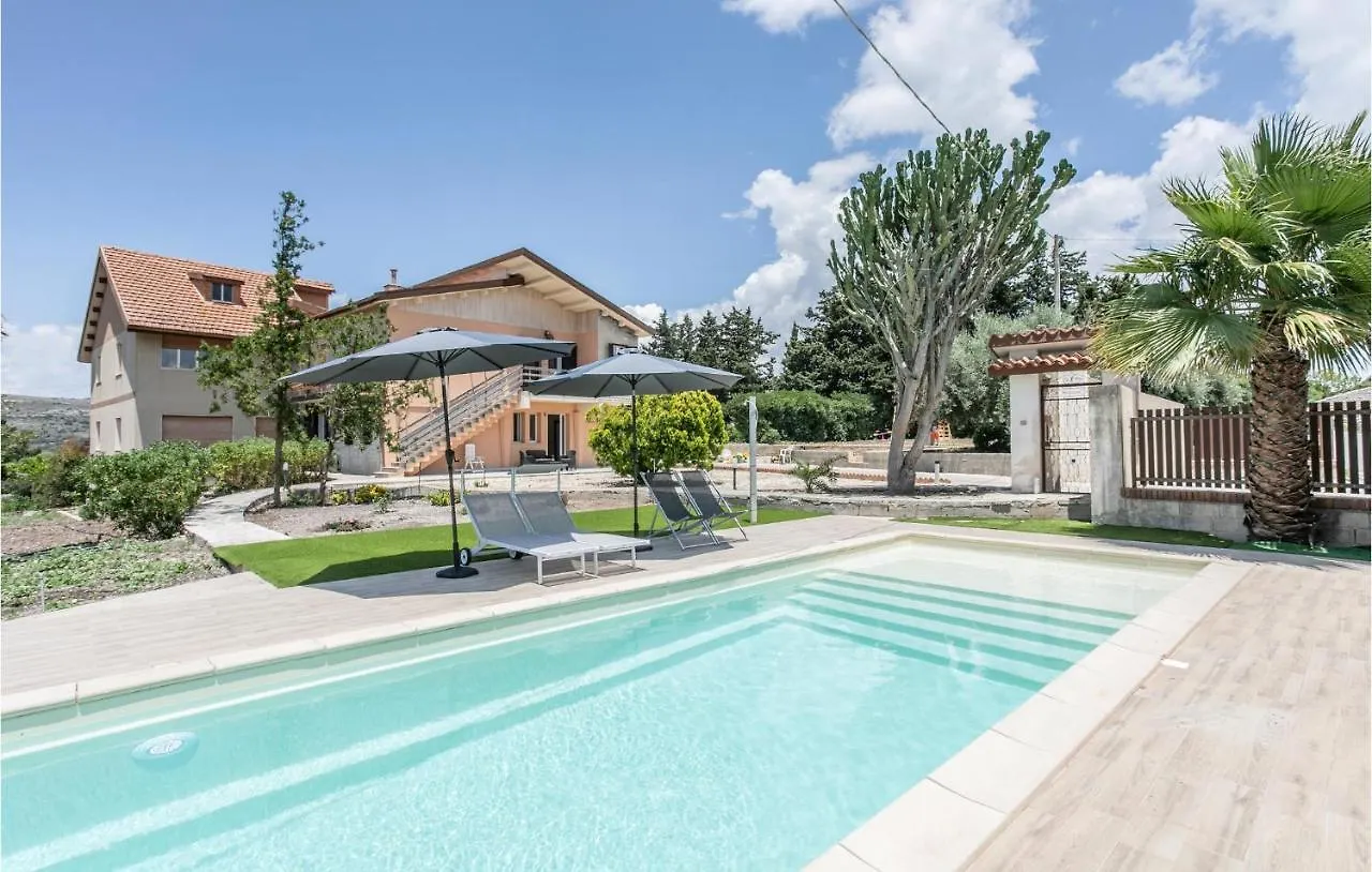 Stunning Home In Modica With Wifi Сasa de vacaciones