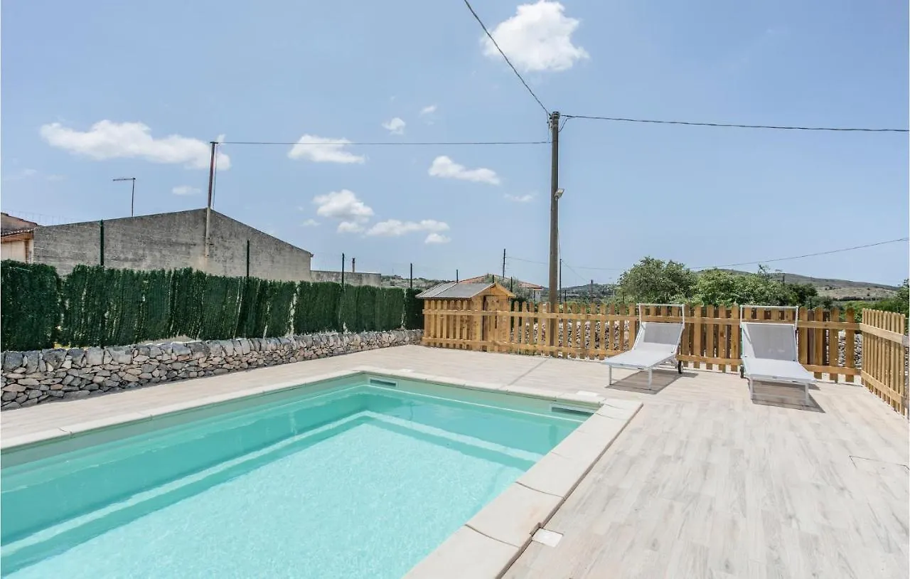 Сasa de vacaciones Stunning Home In Modica With Wifi